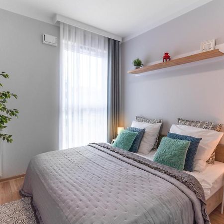 Apartamenty Homely Place Blisko Starego Rynku - Parking Poznań Eksteriør billede