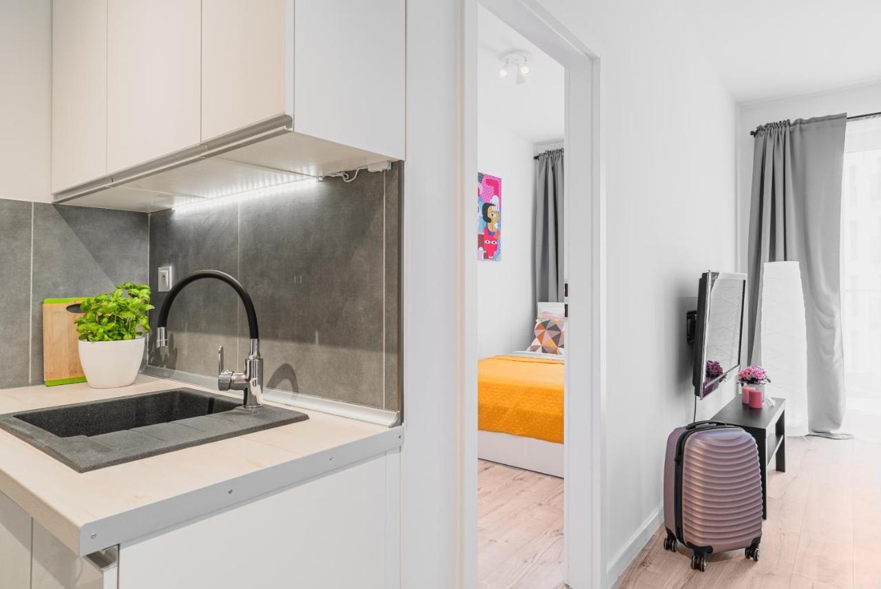 Apartamenty Homely Place Blisko Starego Rynku - Parking Poznań Eksteriør billede