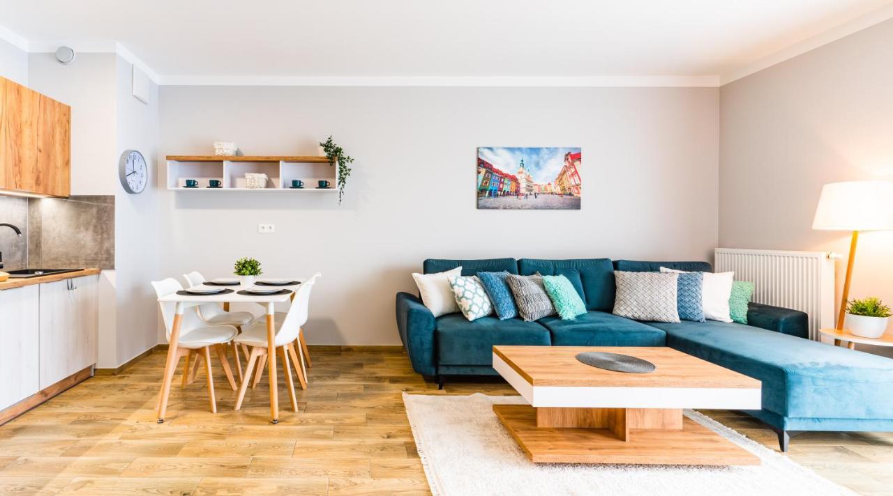 Apartamenty Homely Place Blisko Starego Rynku - Parking Poznań Eksteriør billede