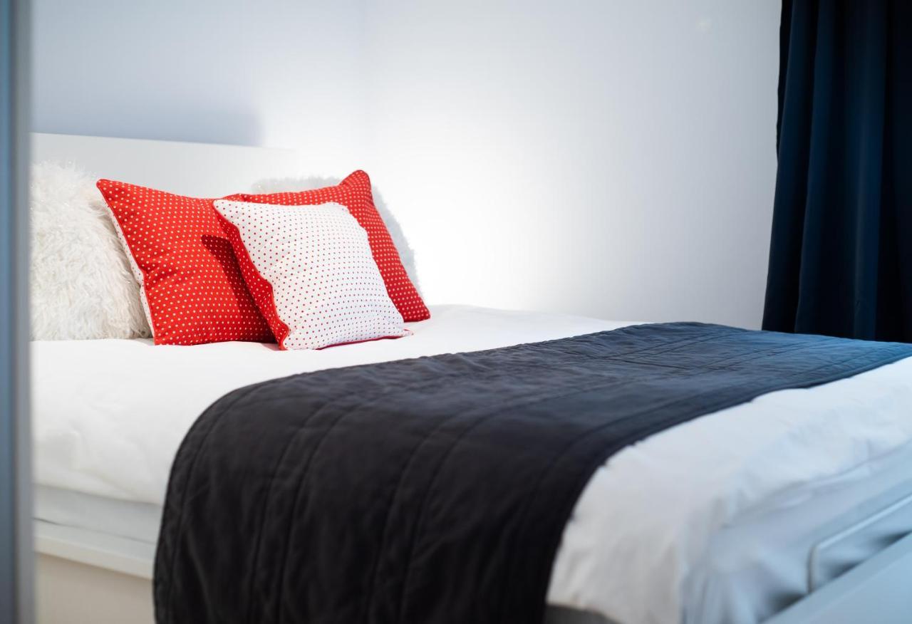 Apartamenty Homely Place Blisko Starego Rynku - Parking Poznań Eksteriør billede