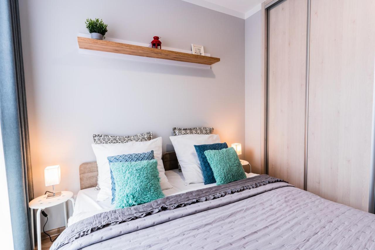 Apartamenty Homely Place Blisko Starego Rynku - Parking Poznań Eksteriør billede