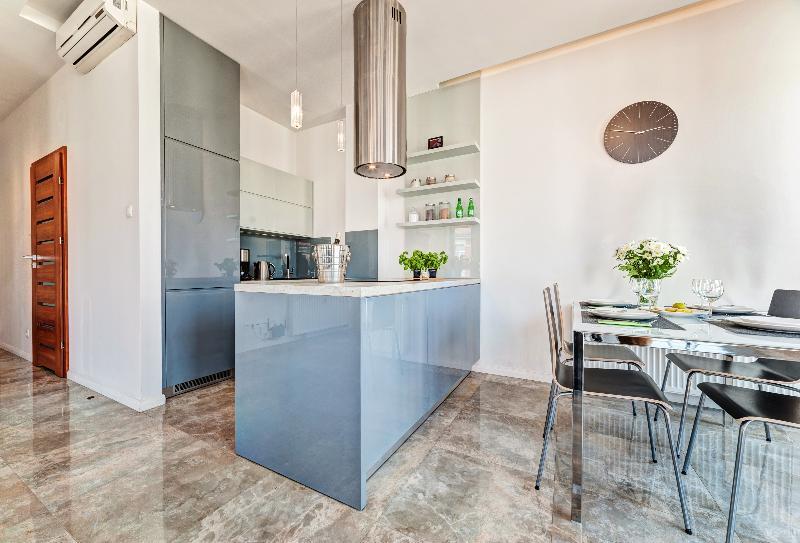 Apartamenty Homely Place Blisko Starego Rynku - Parking Poznań Eksteriør billede